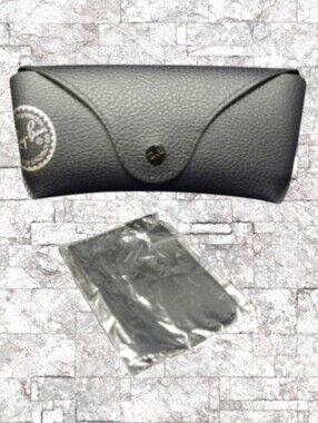 RAY-BAN BLACK SUNGLASSES CASE WITH CLEANING CLOTH - CASE AND CLEANING CLOTH ONLY